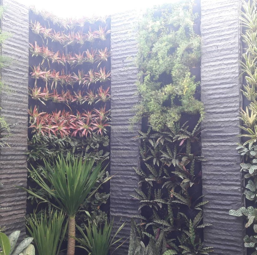 Jasa Vertical Garden Bandung
